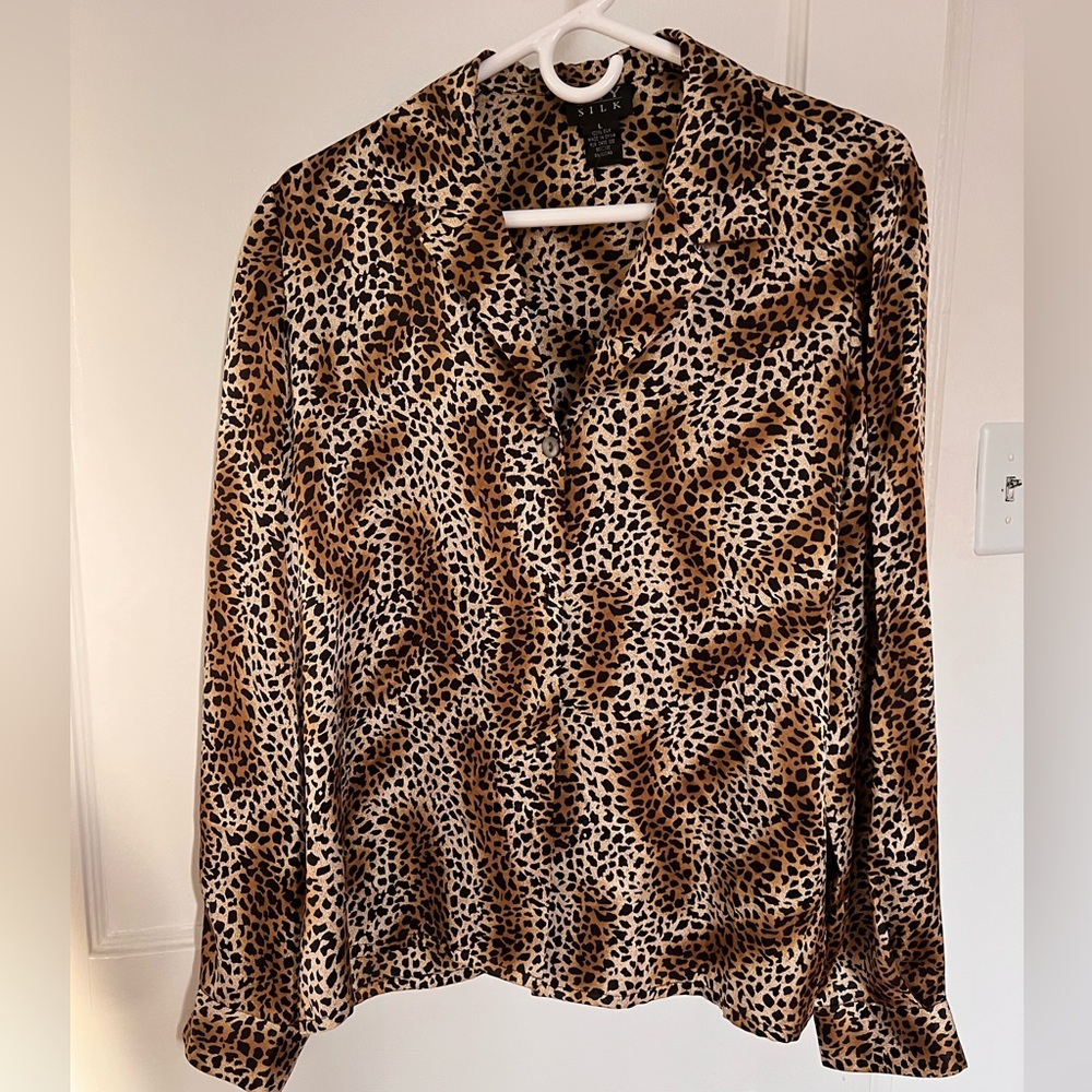 Awesome vintage leopard print silk button down shirt